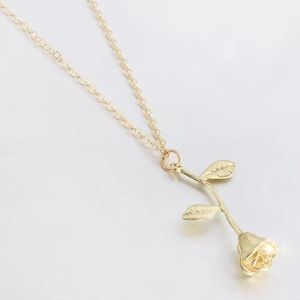 Gold Plated Rose necklace 🌹